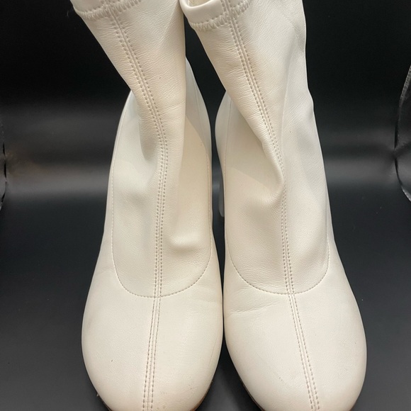 White leather stretchy boots size 8 - Picture 12 of 13